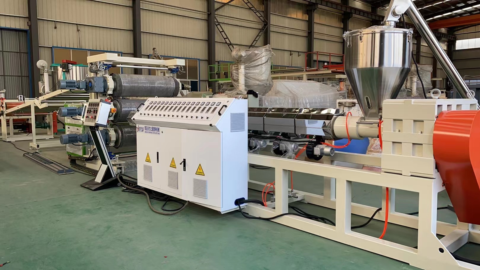 Penggunaan lembaran busa kimia PE