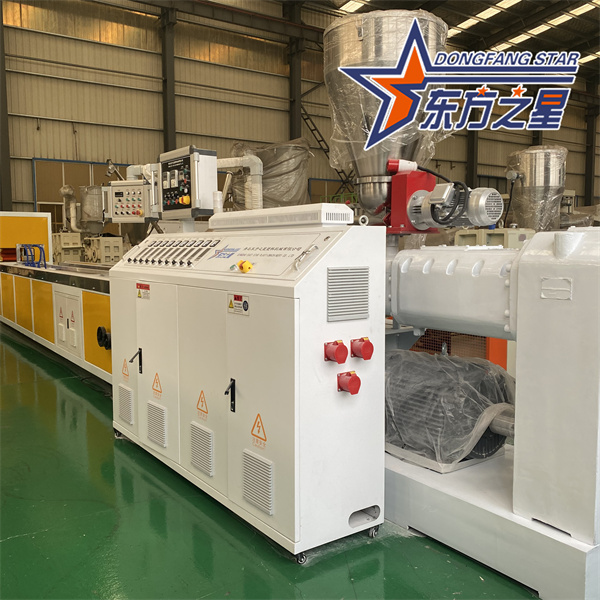 ​Mengenai Peralatan Panel Komposit Kayu-Plastik PVC